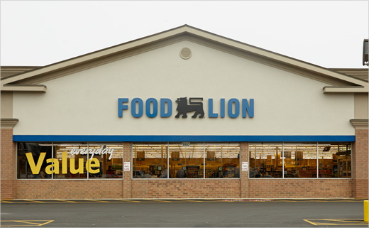 Carson, CA - Grocery Stores and Lighted Digital Signs Go Hand in Hand