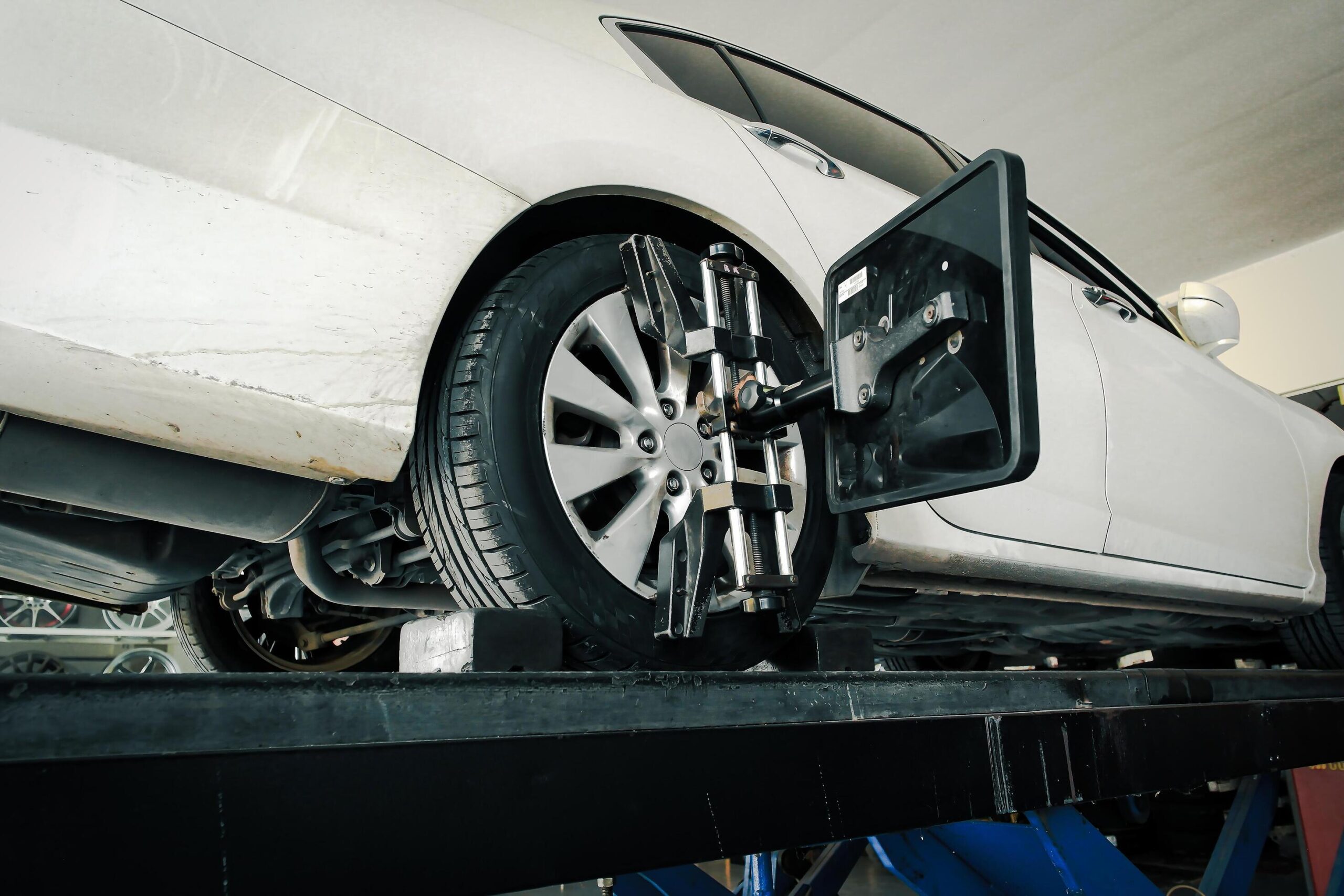 Dublin, CA — Acura MDX Steering Wander and Uneven Tire Wear Alignment Solutions