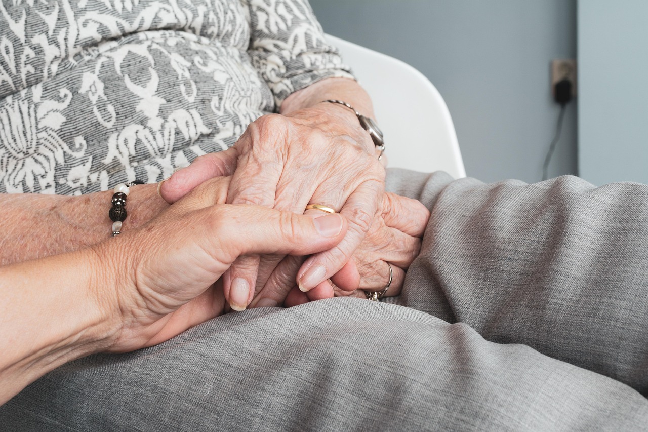 Castro Valley, CA - In-Home Senior Care for Seniors Living with Chronic Gout