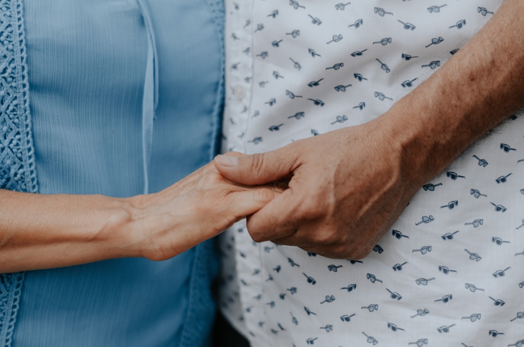 Alameda, CA — How Does Alzheimer Care Support Memory Loss Challenges?