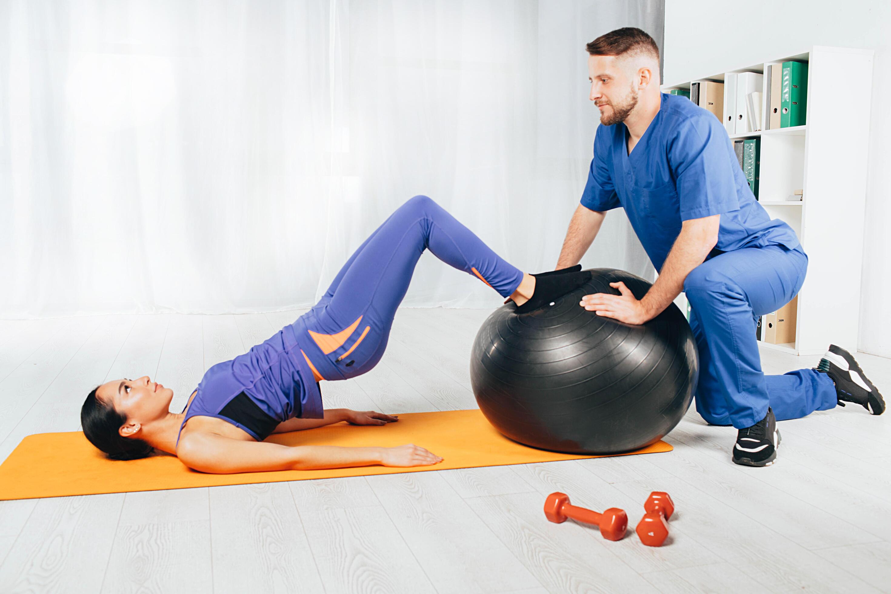 Ahwatukee, AZ — Can Physical Therapists Improve Balance and Help Prevent Falls?
