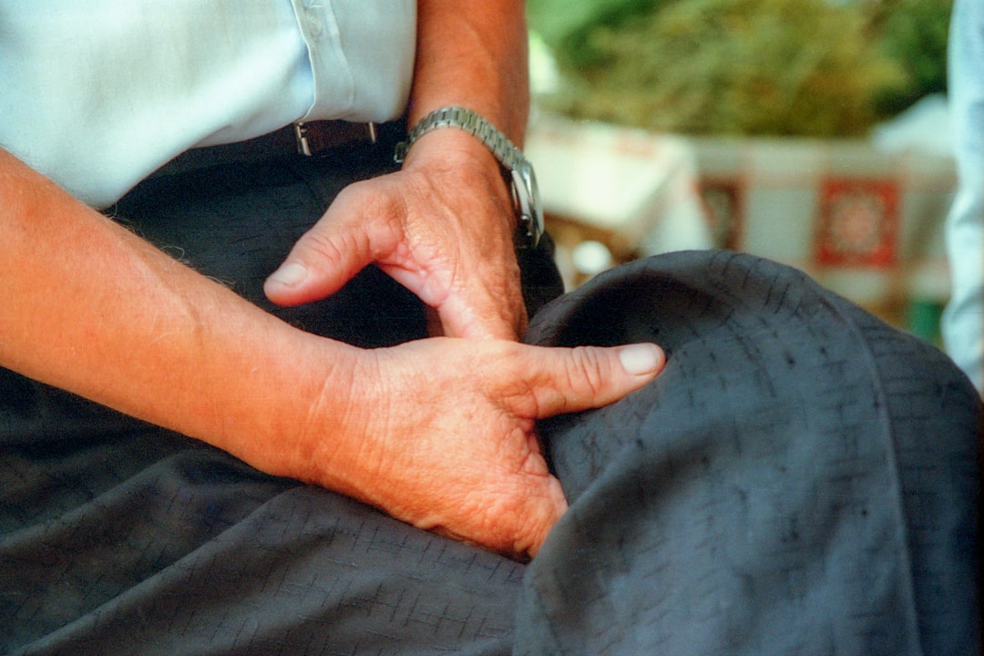 Chandler, AZ - How Can Non-Surgical Orthopedic Doctors Relieve Hip Pain?