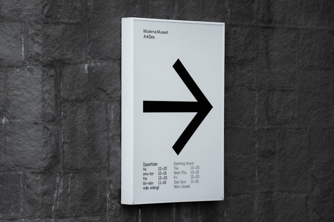 Chattanooga, TN — Should Your Medical Office Invest in Custom Wayfinding?