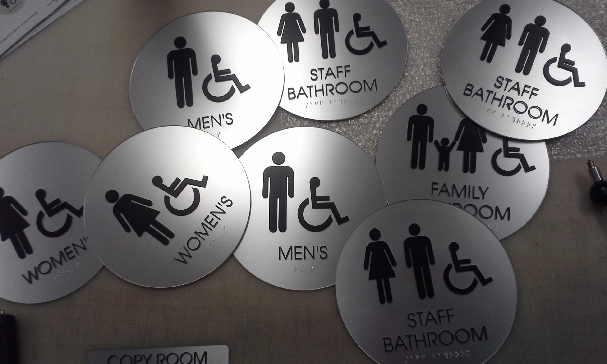 Nicholasville, KY: ADA Braille Custom Signs for Jessamine County Library