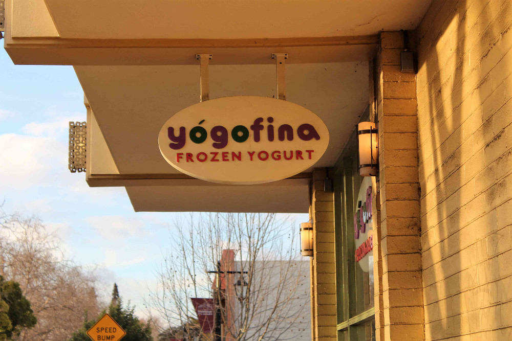 Danbury, CT - Directional Signs that Bring Consumers In Your Restaurant