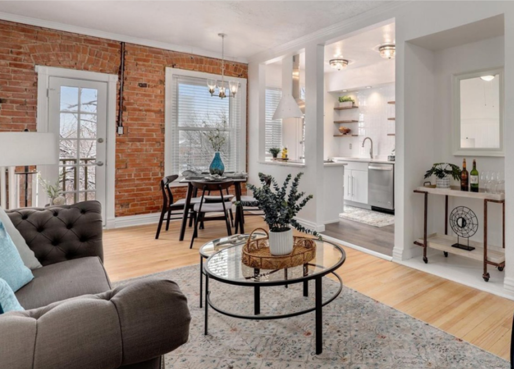 Lakewood, CO – Is Hiring a Home Staging Business Worth It before Listing?