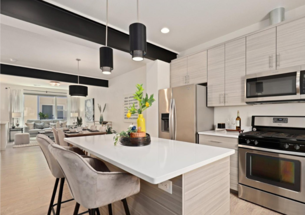 Lakewood, CO - Why Do Real Estate Stagers Make Listings Stand Out Online?