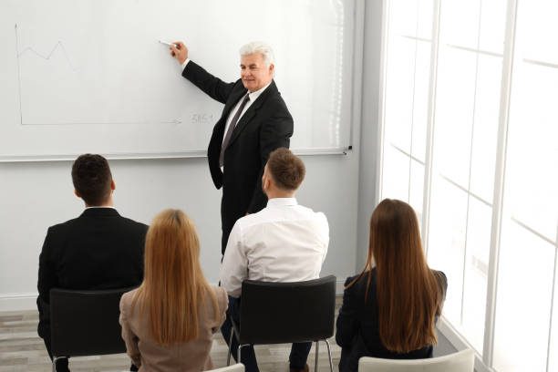 Hilliard, OH - Differences Between a Business Coach & a Business Consultant
