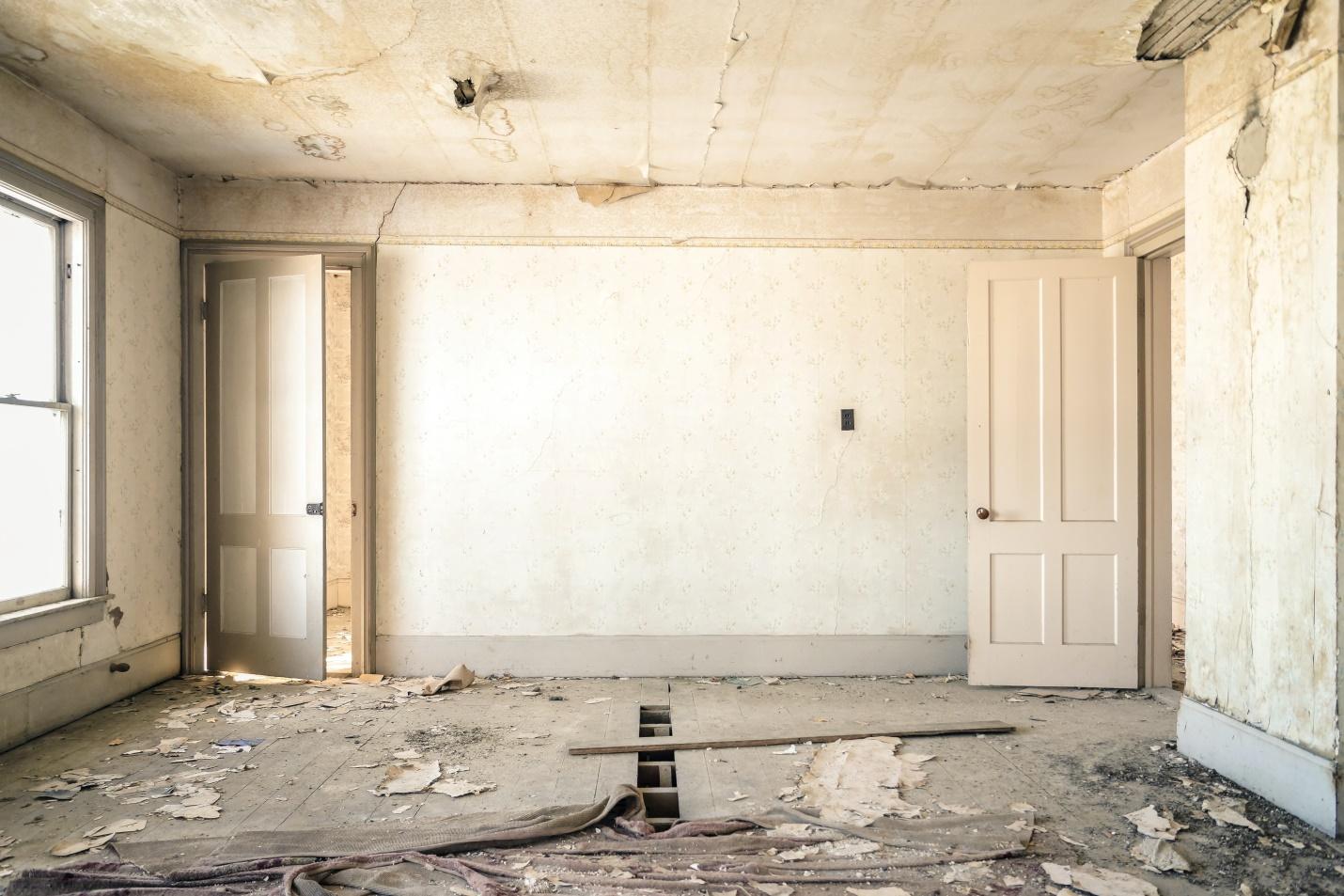 Edison, NJ – Searching for a Commercial Restoration Company in Middlesex County?