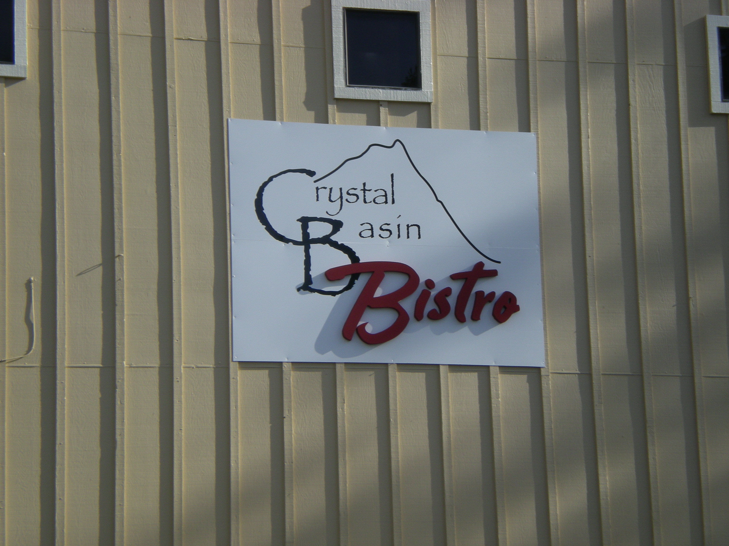 Combining cut-vinyl lettering and graphics with dimensional letters adds interest to this sign by Spot-On Signs & Graphics