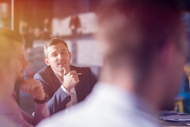 Monticello, MN - Comparing Personal vs. Group Business Coaching Services