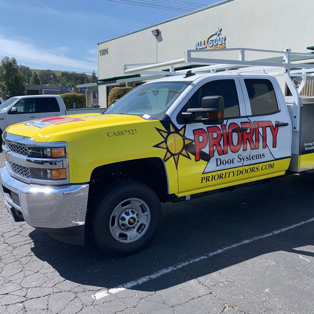 Vinyl car wraps