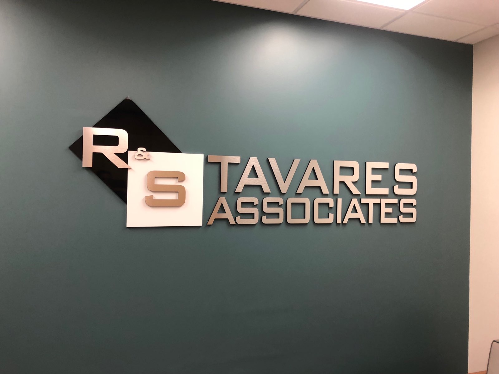 Examples of Lobby Signs in Escondido CA