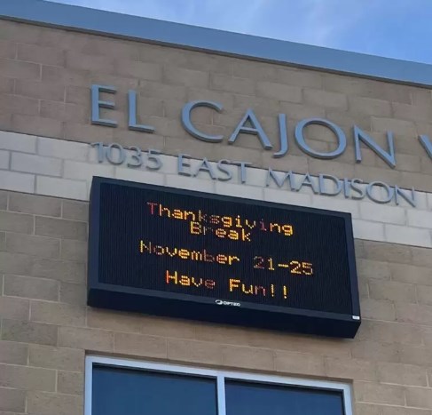 Digital Marquee Sign Boards versus Bulletin or Readerboards in California