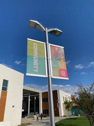 powder-coated aluminum pole banners