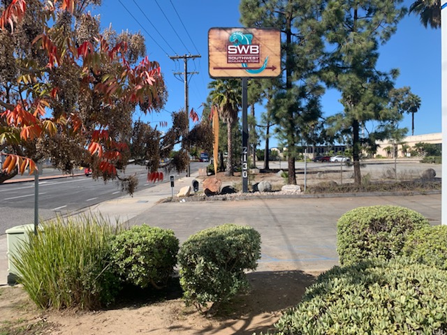 new pylon sign faces in Escondido CA