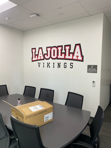 vinyl graphics for schools in La Jolla CA
