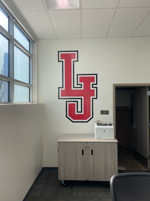 vinyl graphics for schools in La Jolla CA