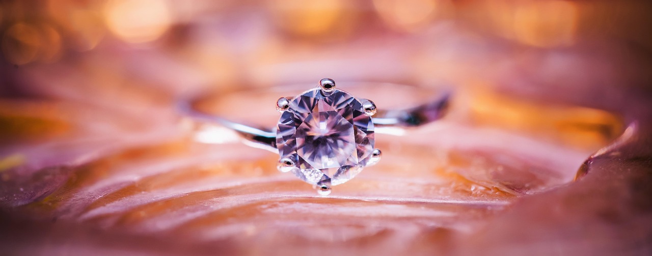 Fort Myers, FL - Diamond Engagement Rings From a Trusted Antique Jeweler