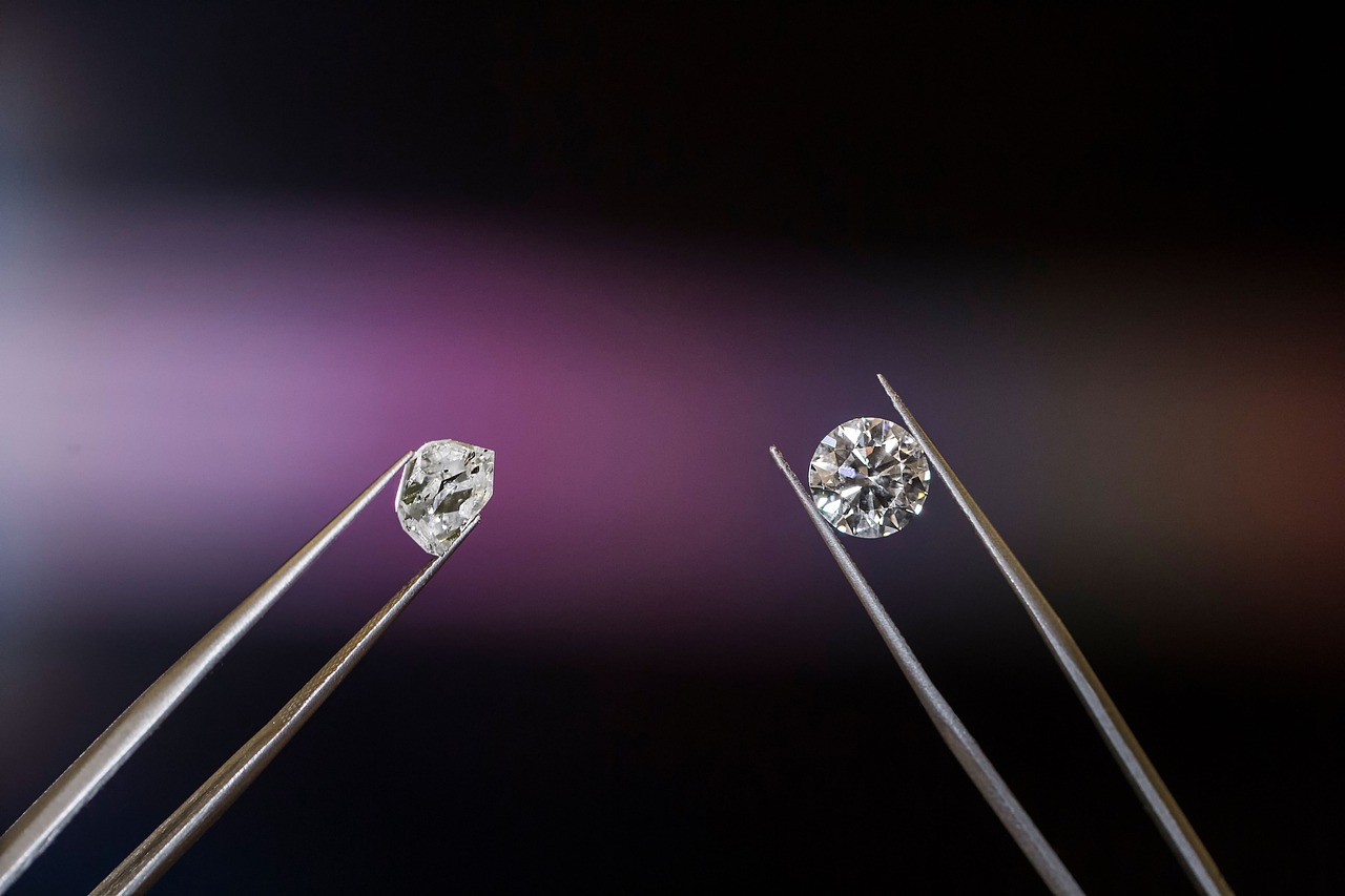 Fort Myers, FL - Lab Grown Diamonds Explained by Your Trusted Local Antique Shop