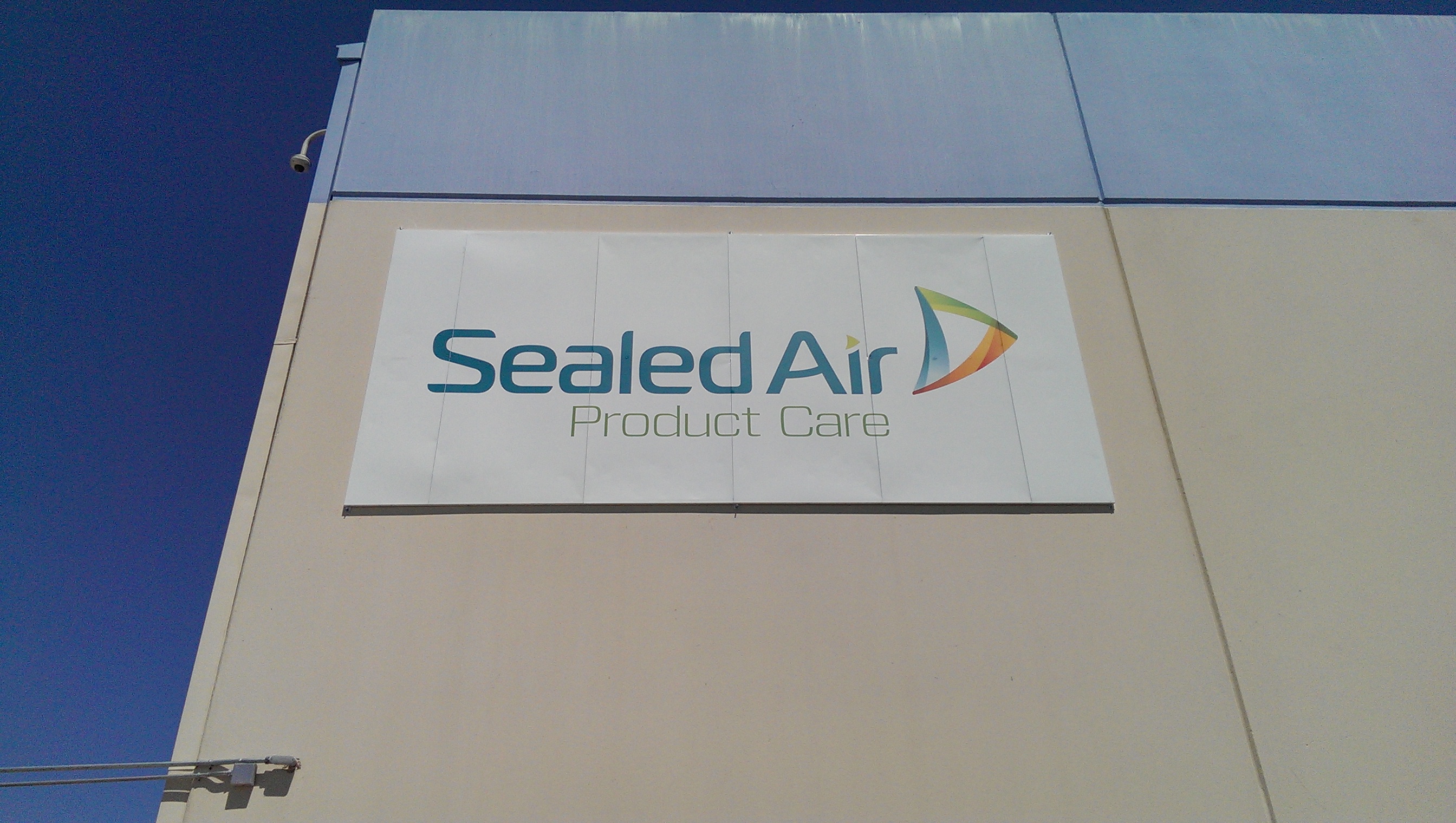 Cowtown Graphics & Signs Provides Custom Exterior Building Sign in Grand Prairie, TX