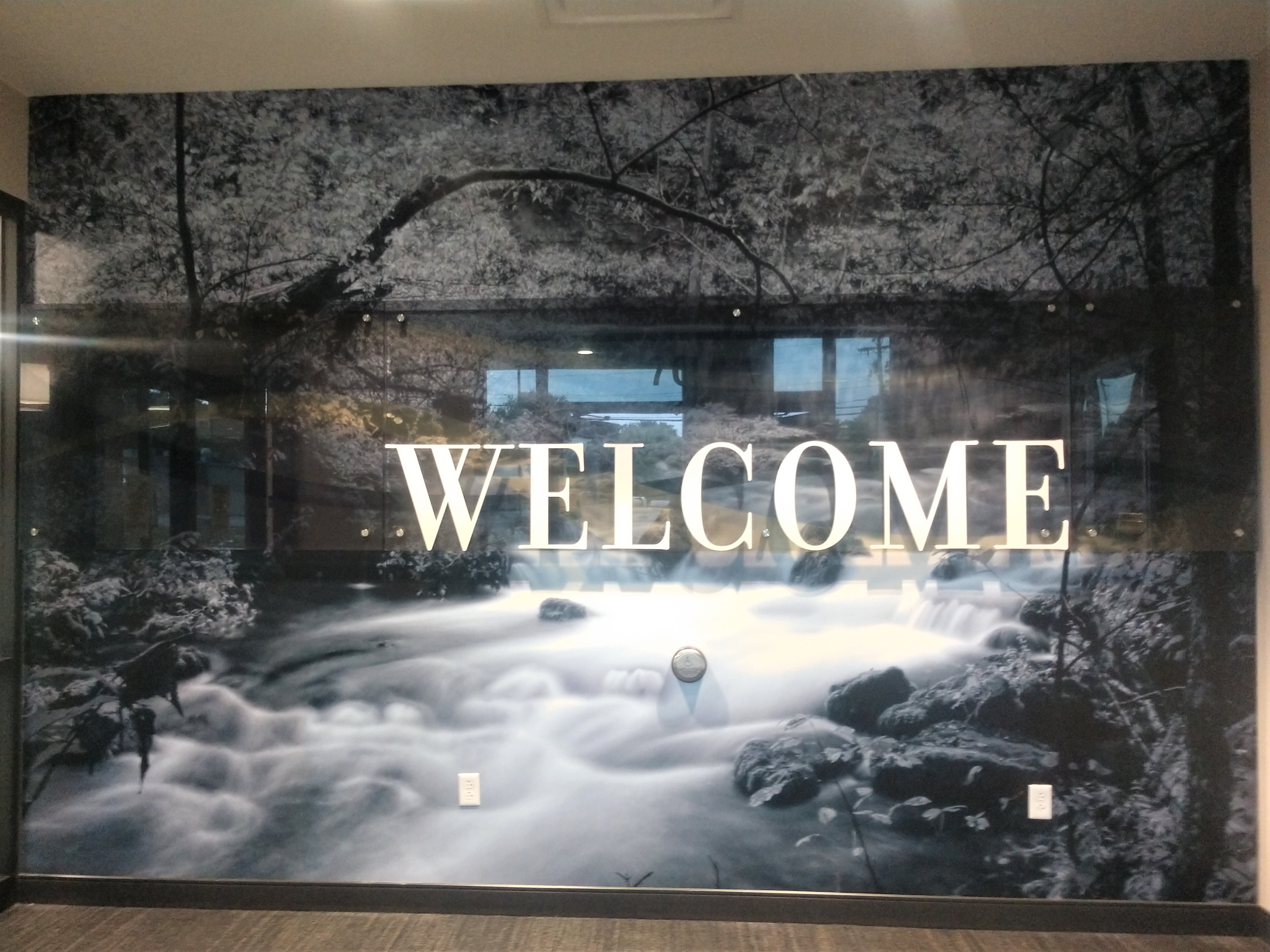 West Plains Bank &amp; Trust Company Gets A New Look With Welcoming Wall Graphics