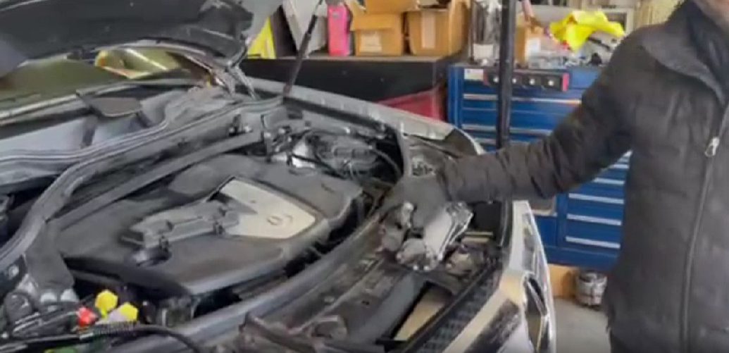 Fremont, CA - 2010 Mercedes-Benz Bluetec 350 Diesel | Suspension Repair Issue