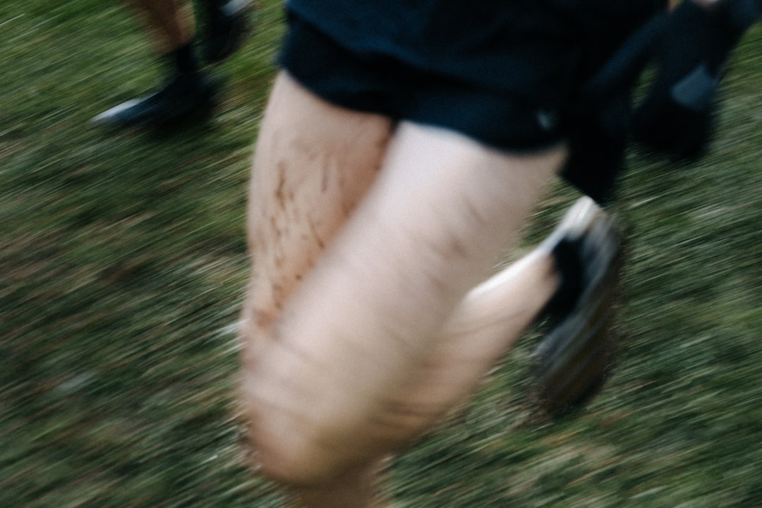 Gilbert, AZ - When Should You Visit a Sports Medicine Clinic for Knee Pain?
