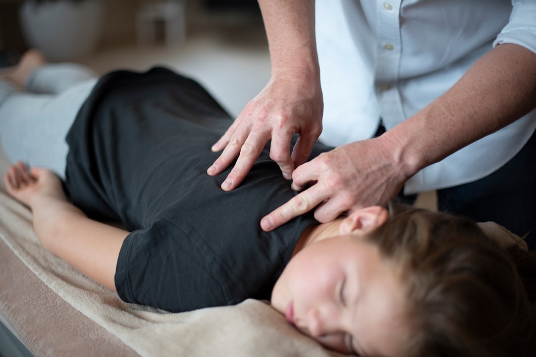 Buckeye, AZ - How Do Physical Therapy Clinics Help Relieve Chronic Back Pain?