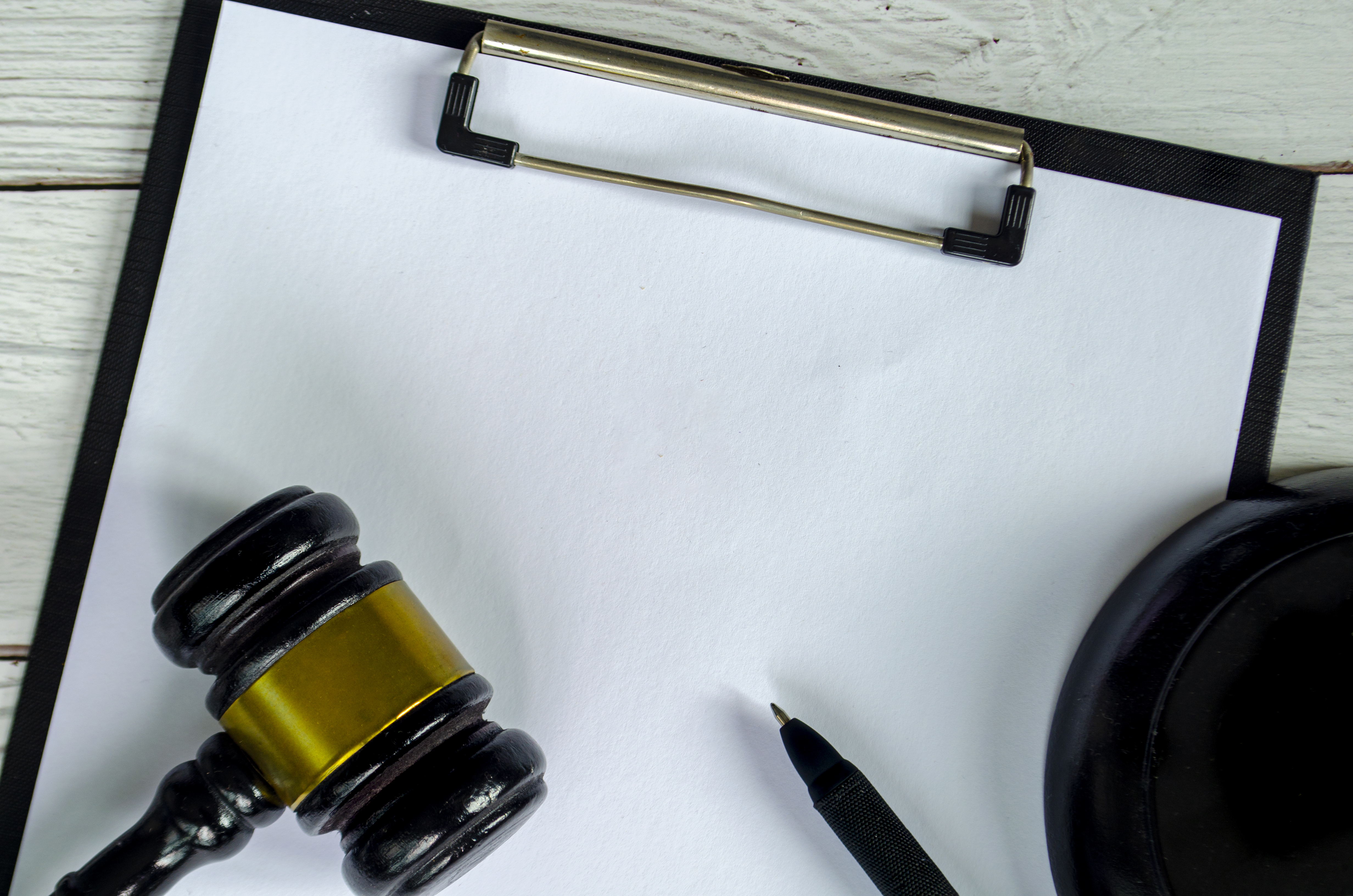 Oakland, CA – Why Law Firms Rely on Shredding Services for Confidentiality