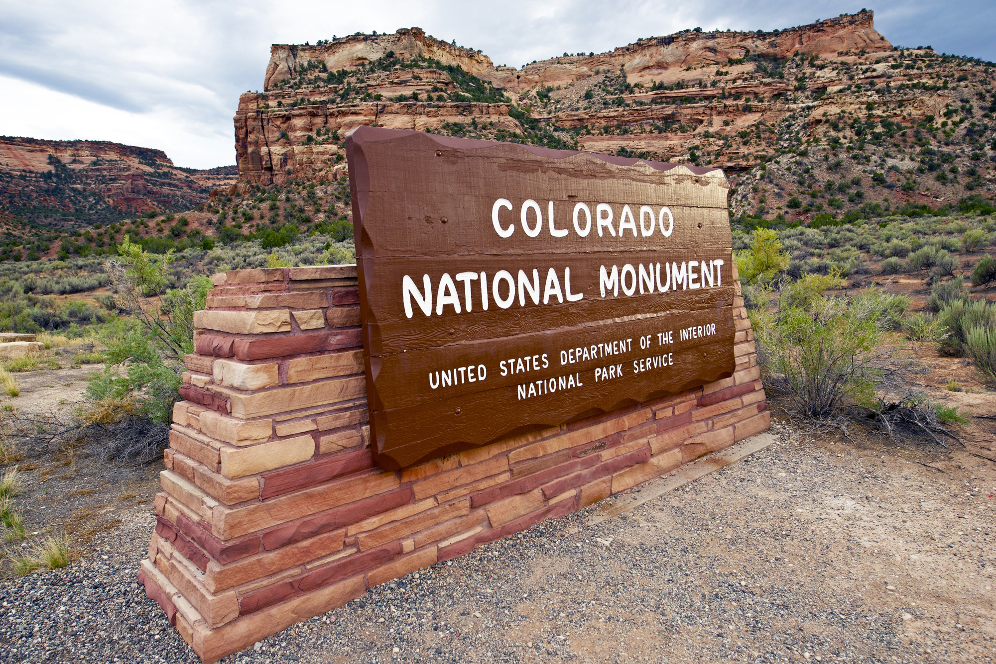 Hayward, CA - Benefits of Hiring a Sign Company for Custom Monument Sign Service