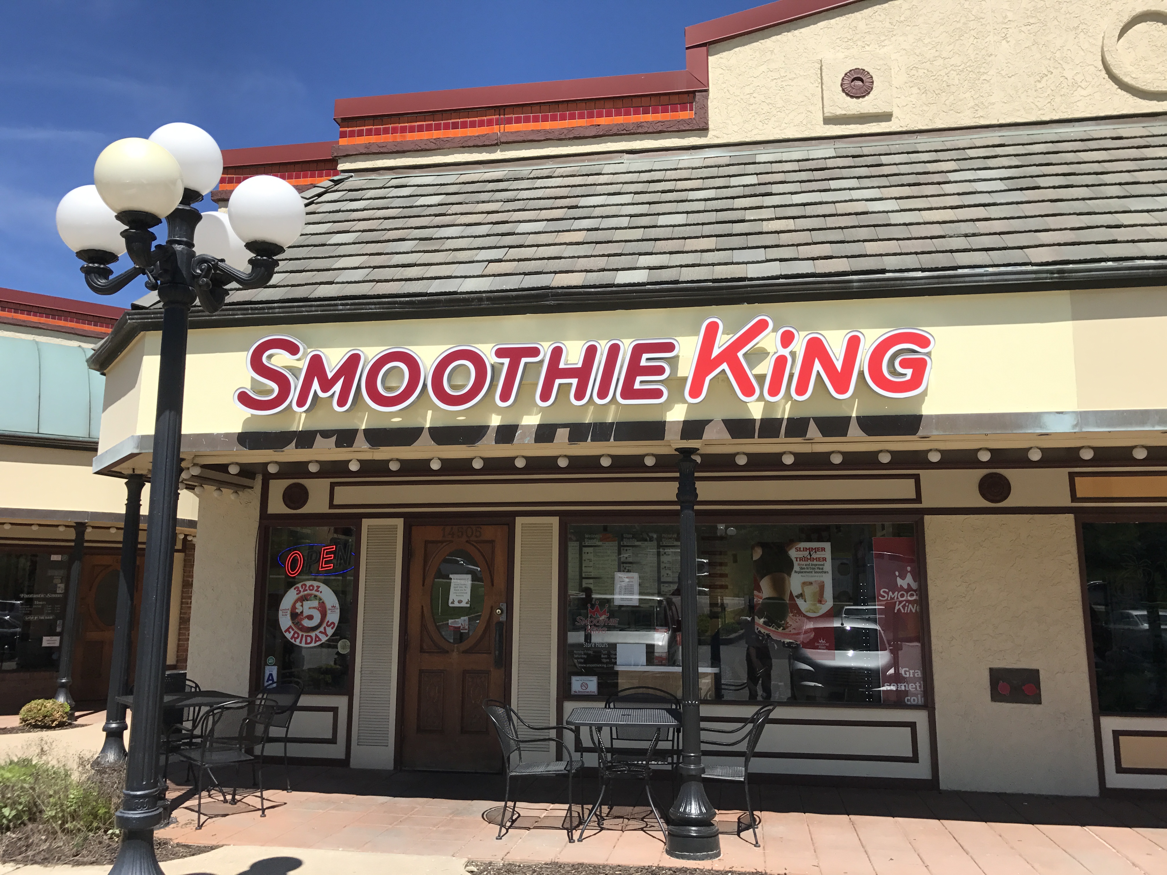 Manchester, MO - LED Illuminated Channel Letters for SmoothieKing - Business Signs