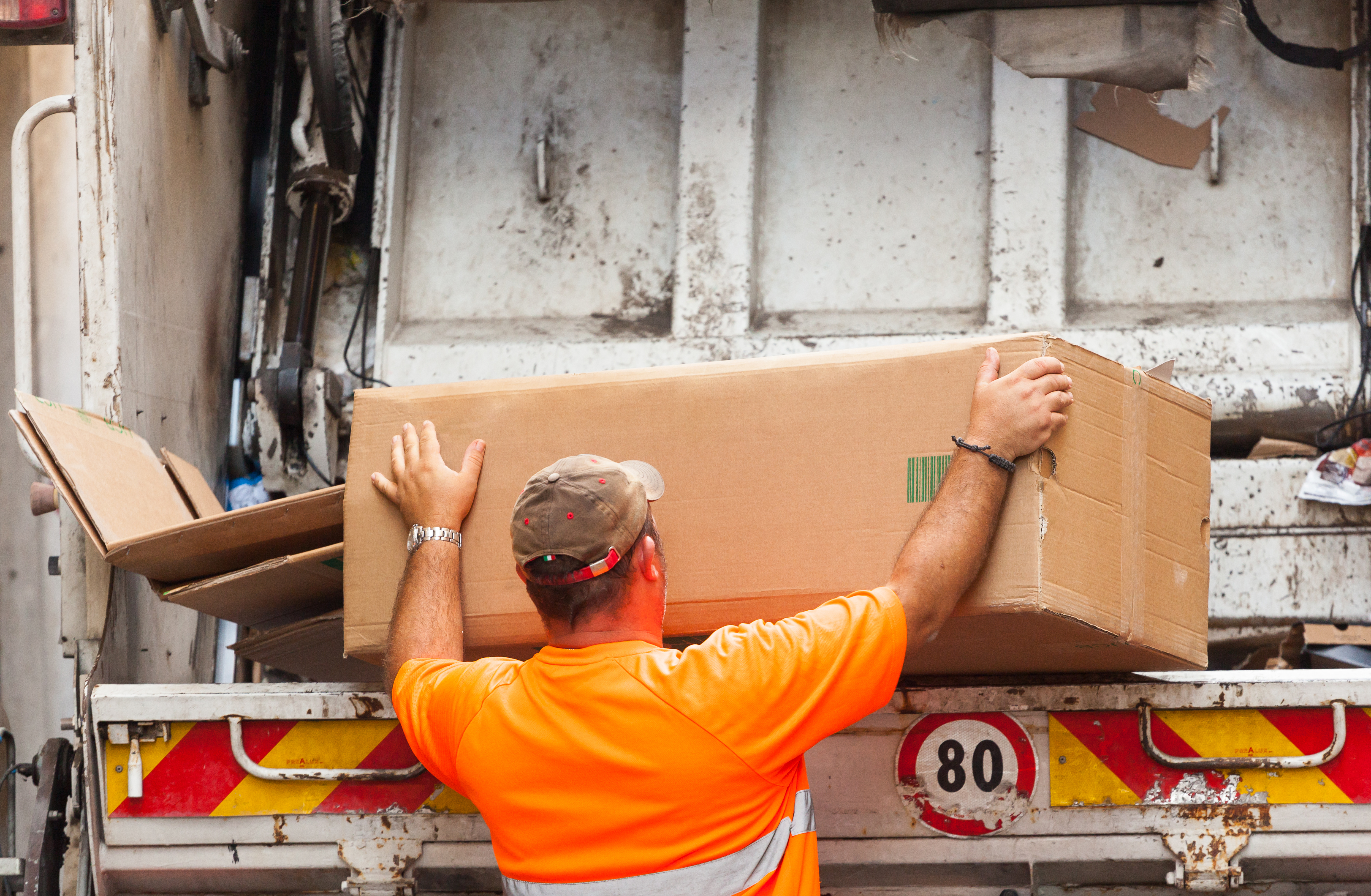Houston, TX - The Top Three Questions To Ask Your Waste Hauler About Recycling