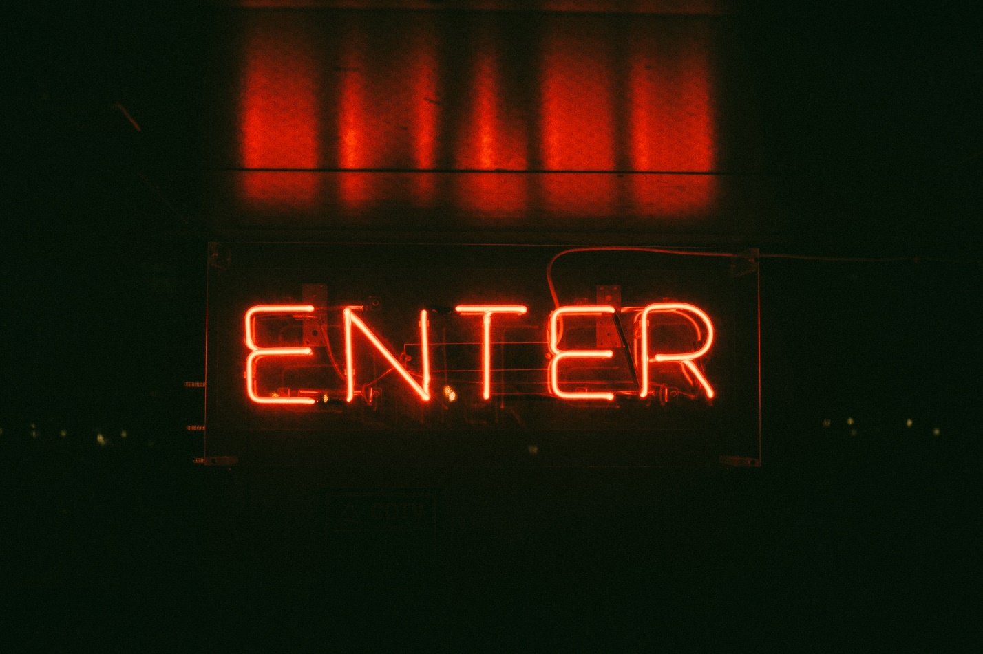 Benefits of Custom Office Signs