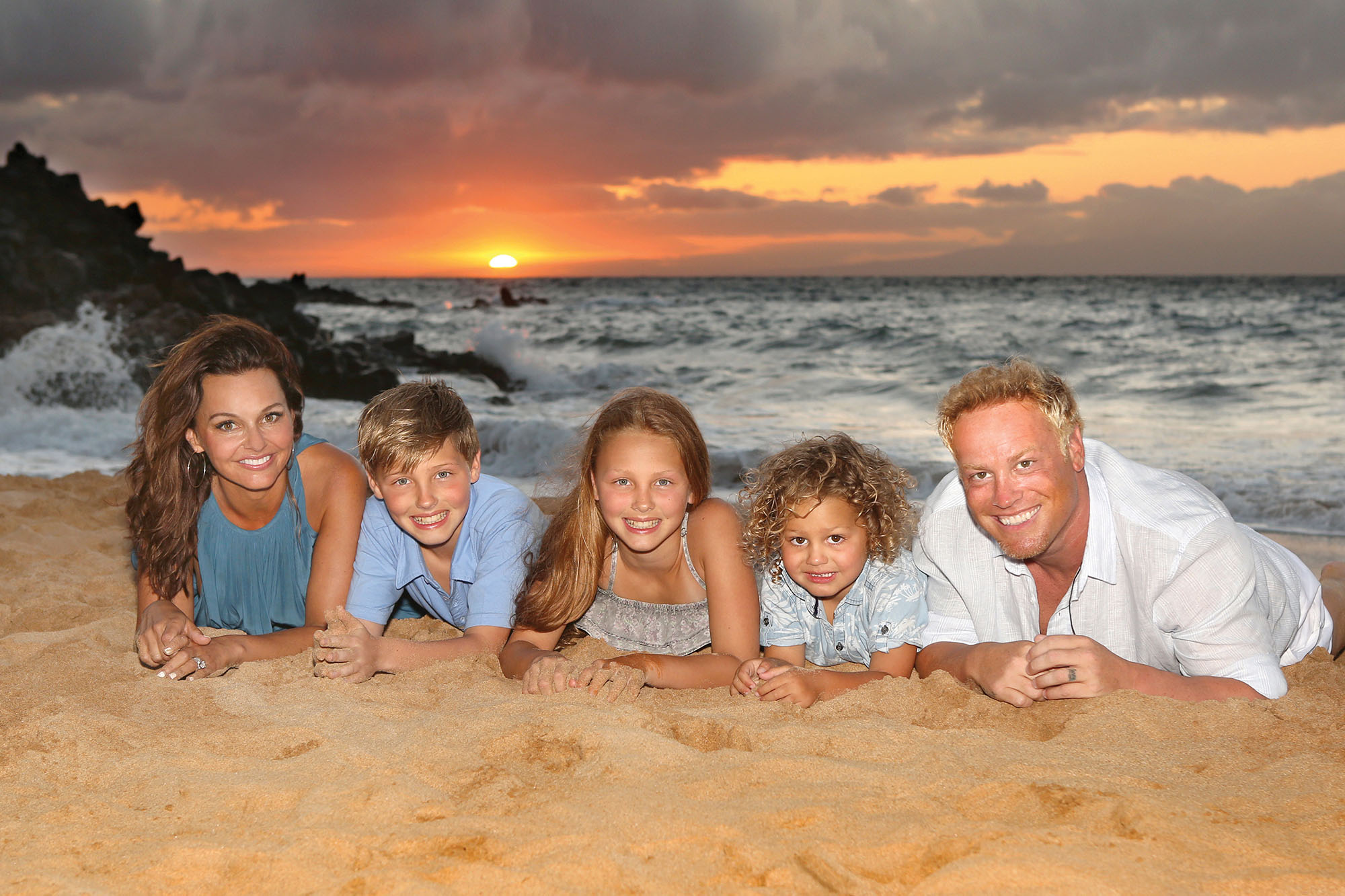 Maui, HI - Now Offering Family Portrait Mini-Shoot (Select Maui Locations)