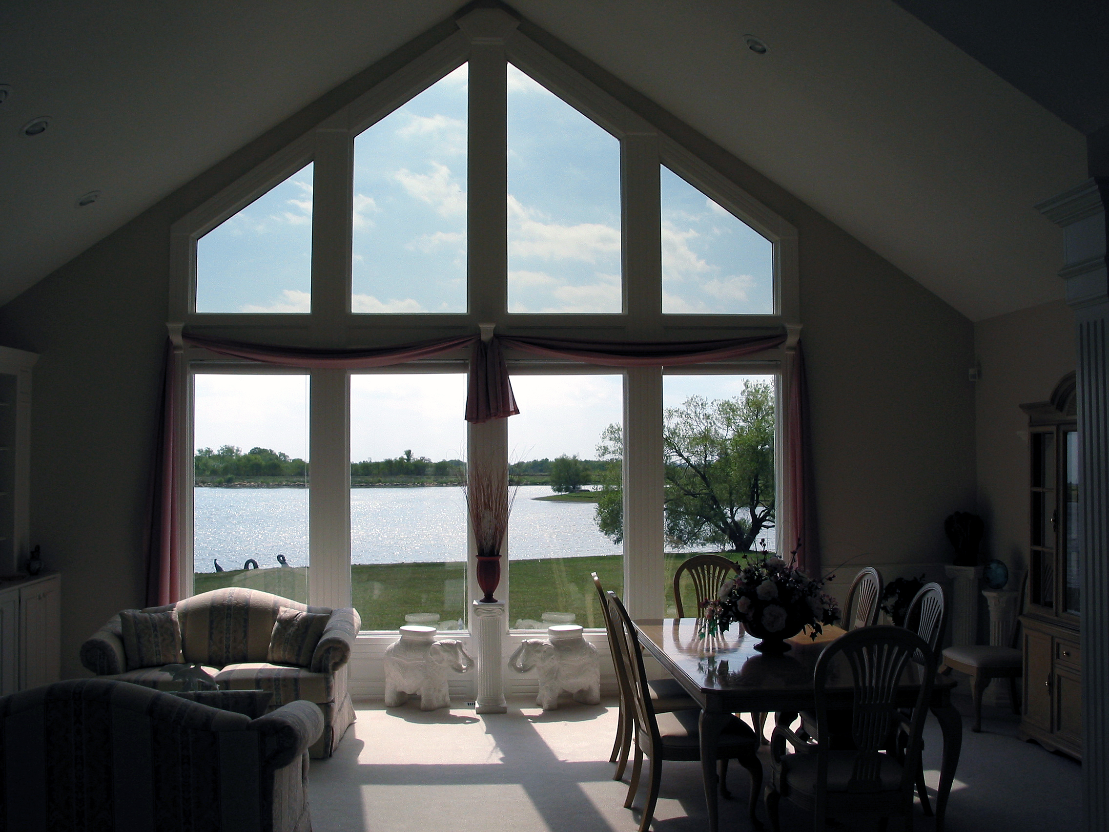 3 Reason You Need Home Window Tinting in Knoxville, TN