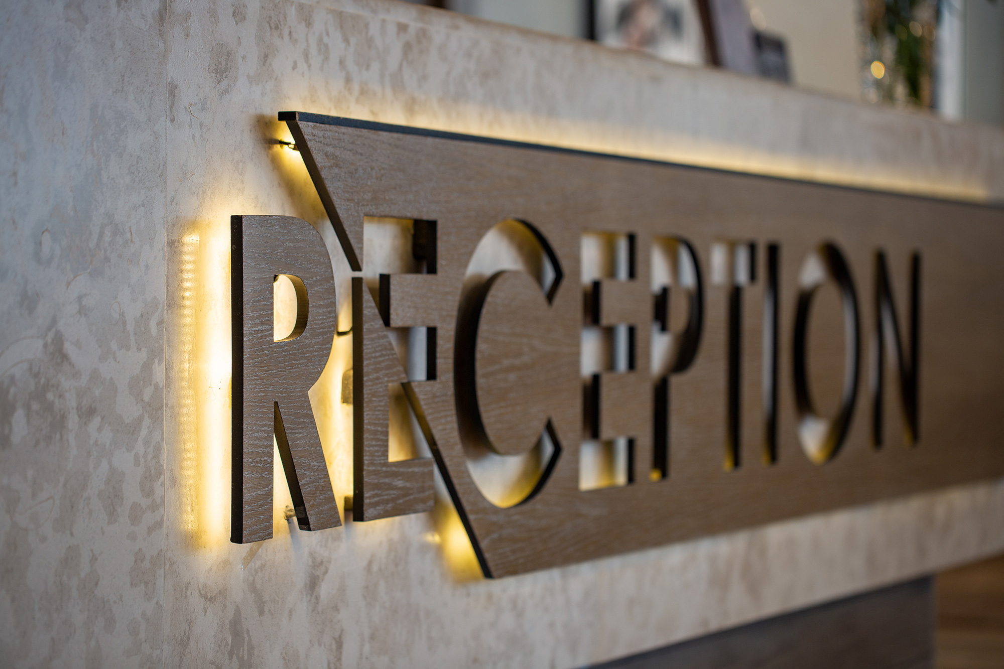 Hattiesburg, MS - Sign Company Offers Custom Lobby Signs for Barber Shops