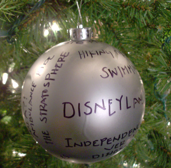 Simple holiday ornament craft idea from The Learning Tree in Livermore, CA