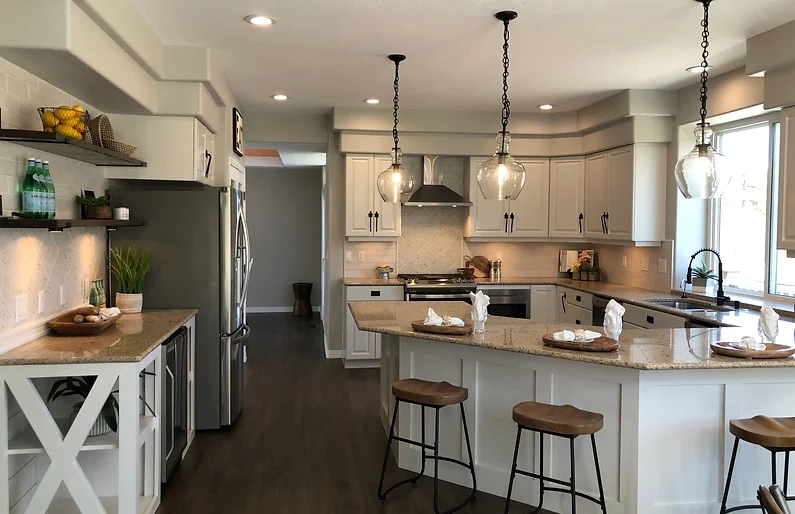 Highlands Ranch, CO - Discussing Importance of Lighting | Home Staging News
