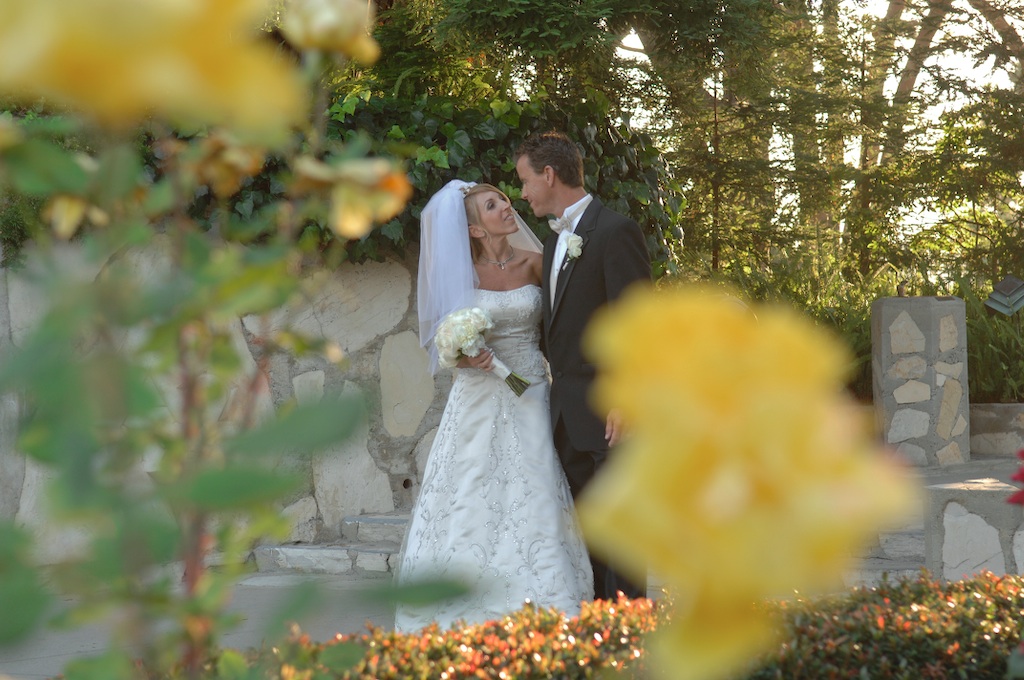 Wayfarer's Chapel Offers a Select List of Preferred Photographers to Prospective Brides and Grooms