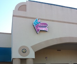 Custom Lightboxes for Sweet Creams and Coffee from Impact Signs