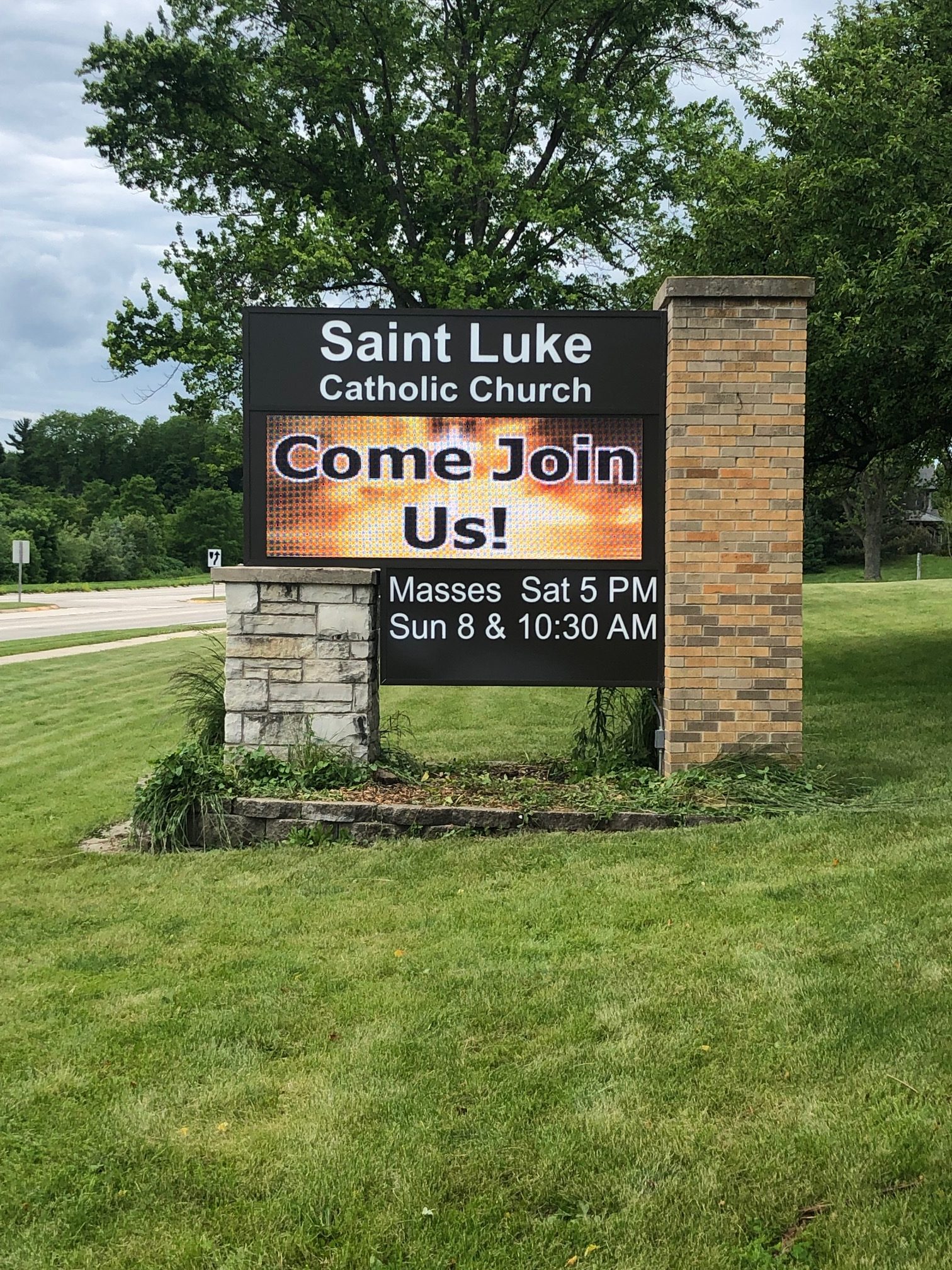 Waukesha, WI - Benefits of Custom Monument Signs from a Top-Rated Sign Company