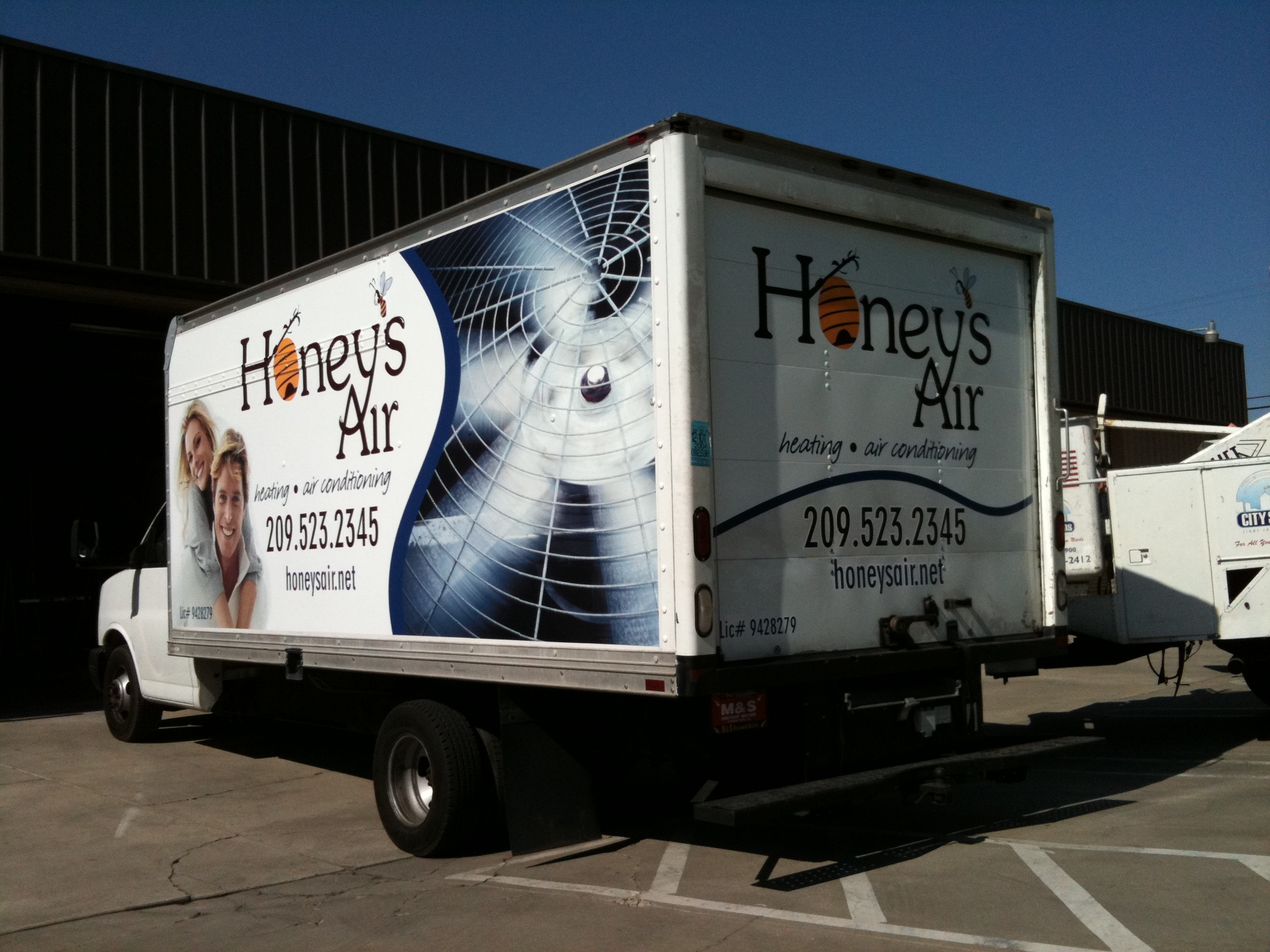 truck wrap