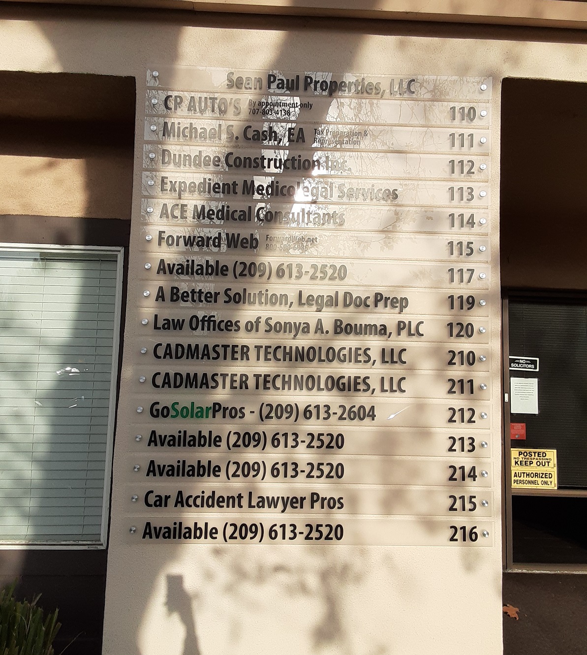 Modesto, CA – Custom Sign Company: Wayfinding Directory Signs for Office Spaces