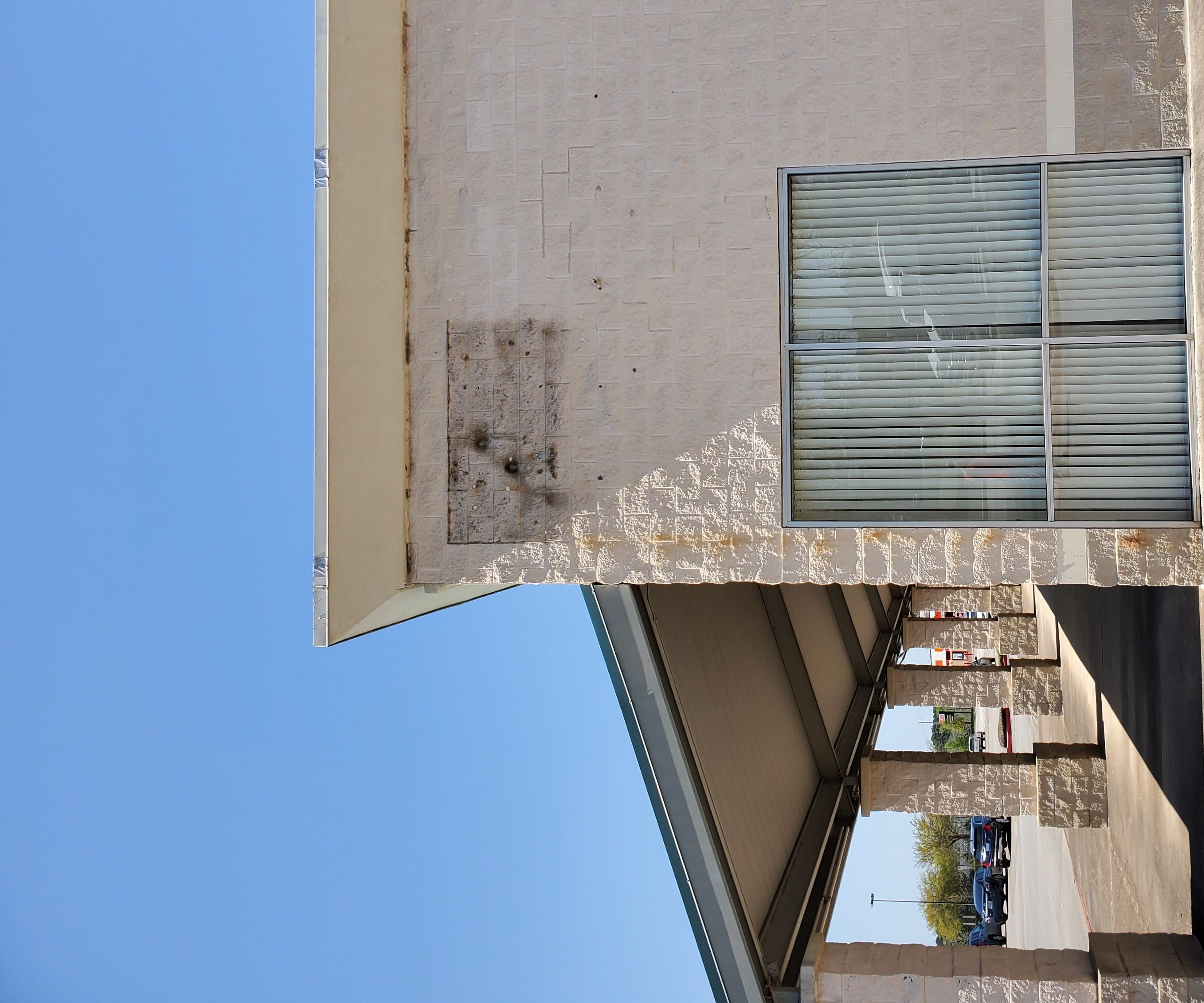 Houston TX - 3 Indicators of When It's Time To Update Your Outdoor Sign System