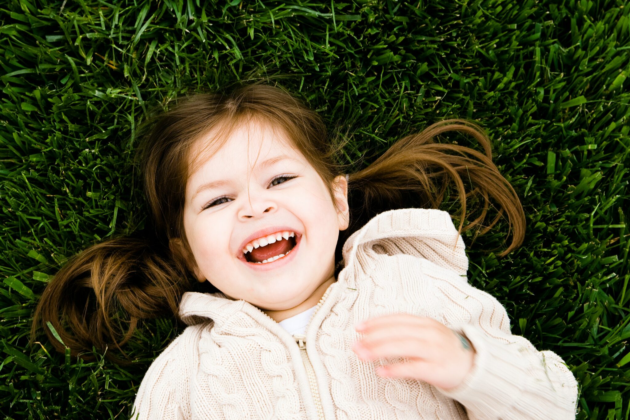 Happy child uses acupuncture to stay healthy