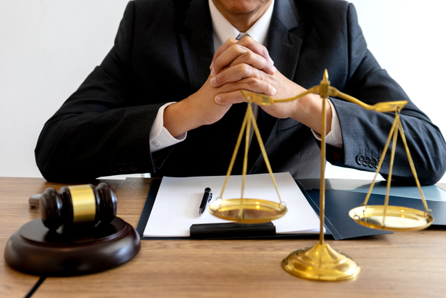 Oakland, CA - Benefits of Hiring a Mobile Notary as an East Bay Area Lawyer