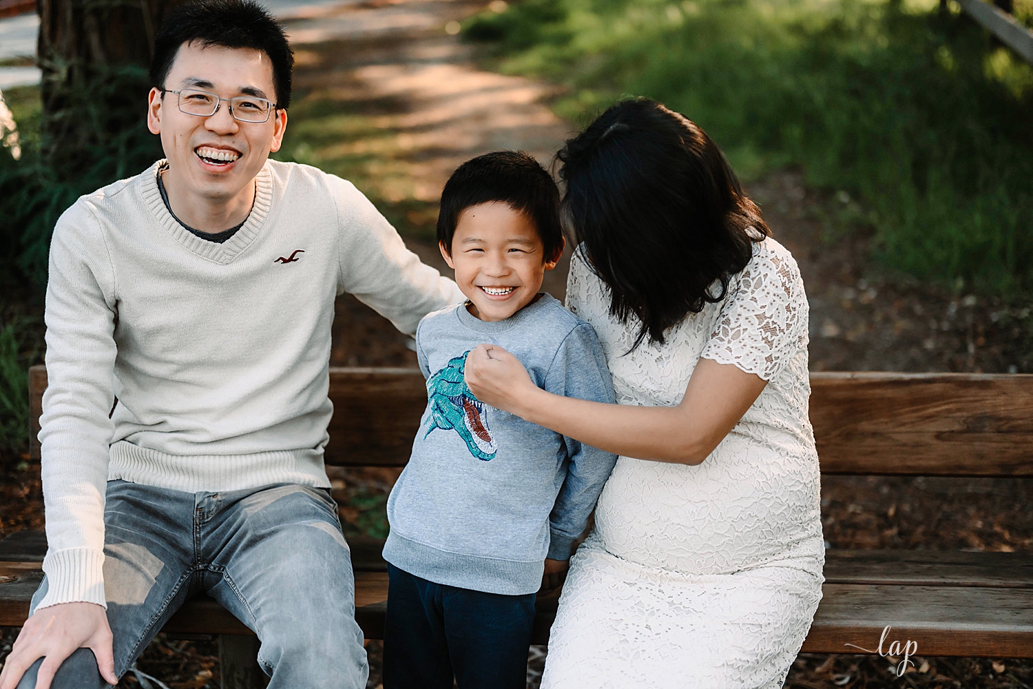 Oakland, CA - Best Time of Day and Year for Outdoor Family Photographs
