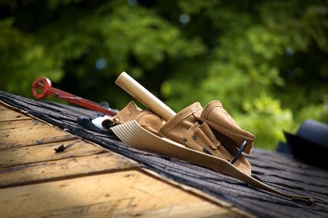 City, ST - Professional Roof Contracting Services for Local Real Estate Company