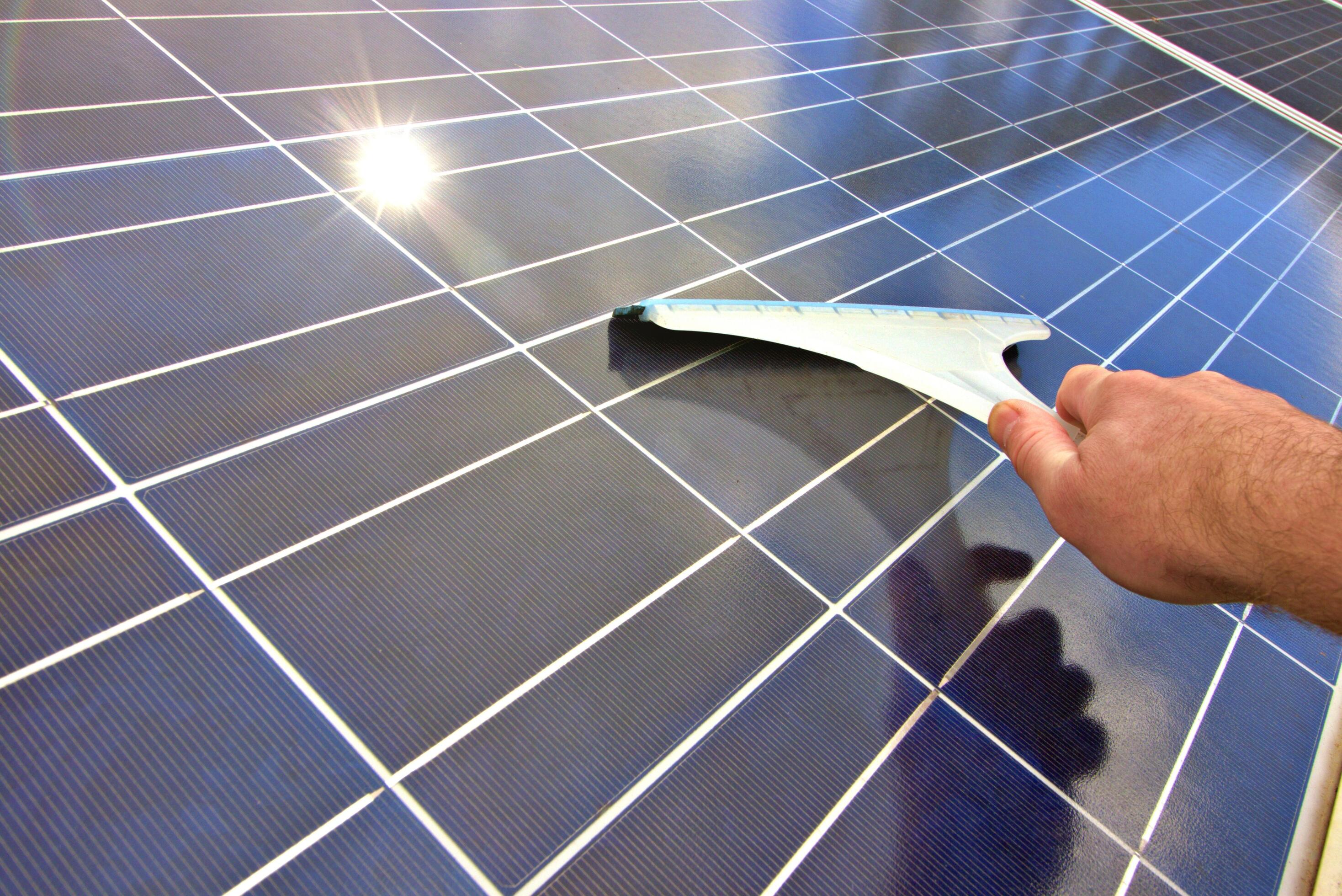 Oakland, CA - Solar Panel Cleaning Service Restores Peak Energy Output Fast